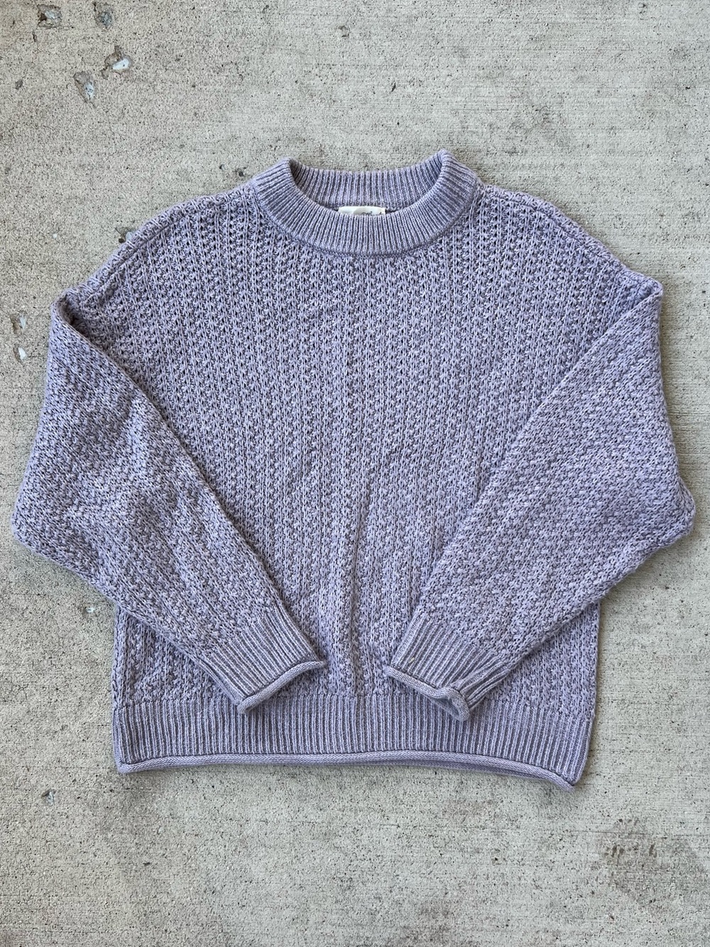 Universal Thread Lavender Crewneck Sweater